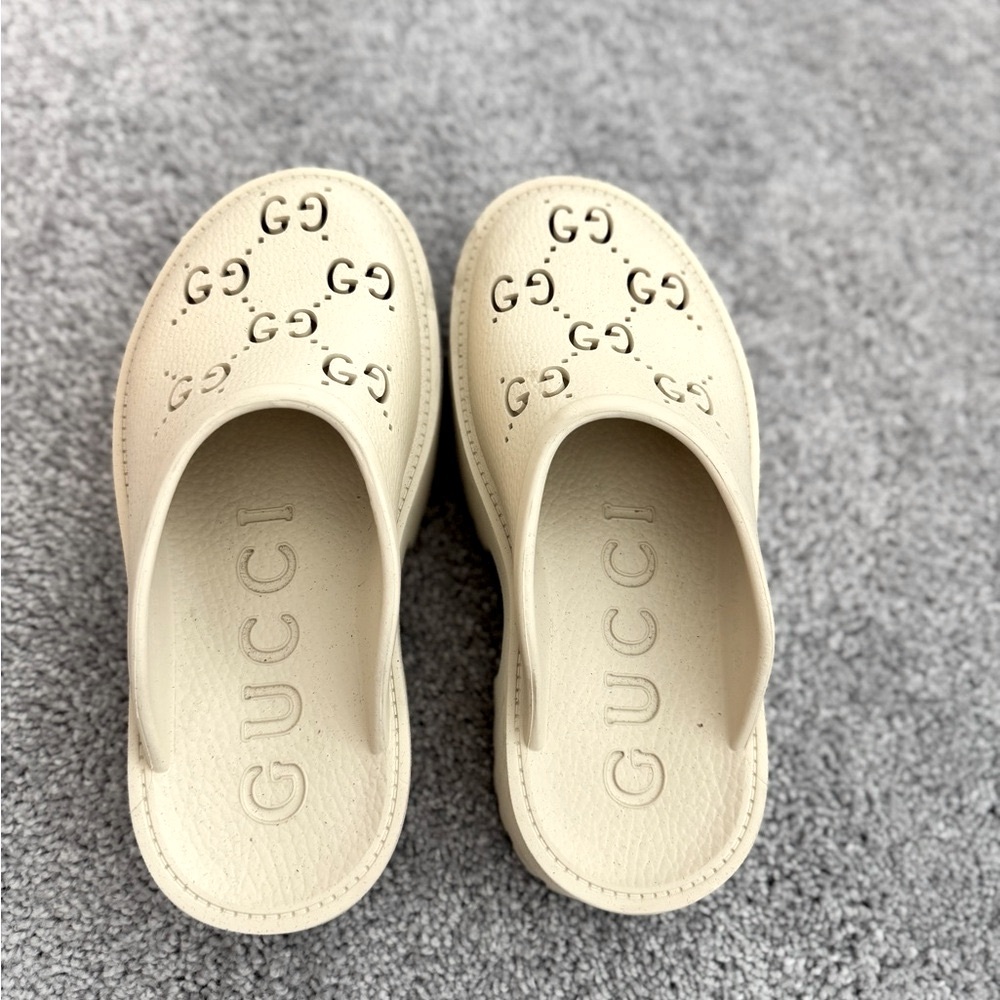 Gucci Women's Beige Logo Mules